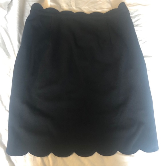 Co-ord scallop pearl skirt set - Picture 6 of 7